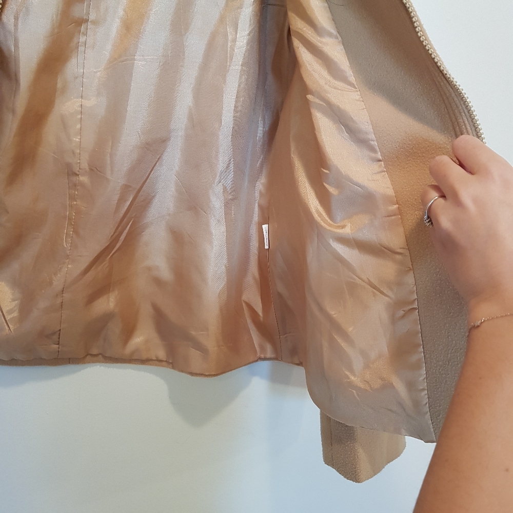 SOLD - Fendi 100% Cashmere Beige Blazer Jacket - Picture 7 of 12